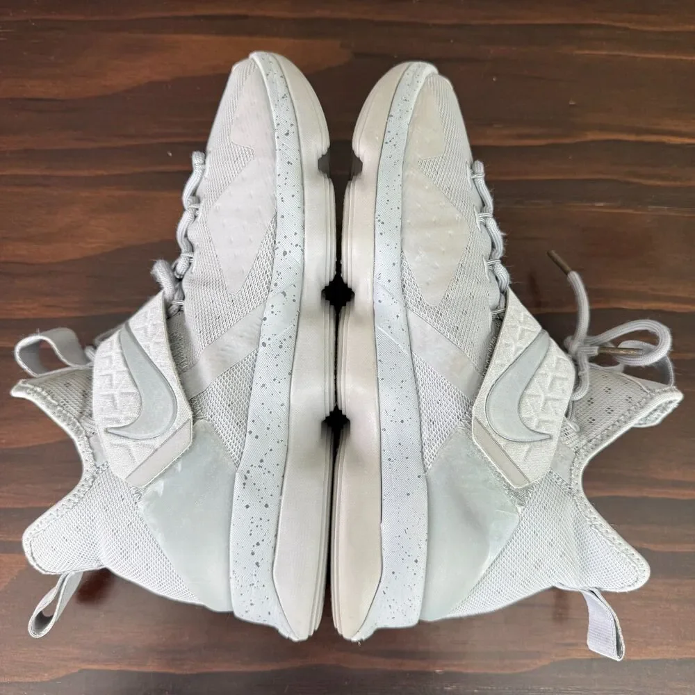Size 9 - Nike Lebron XIV 14 Men Silver White Reflective Grey James 852405-007 C4